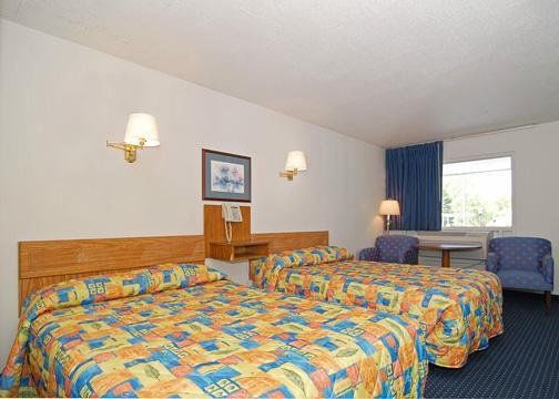 Rodeway Inn Brevard Oda fotoğraf